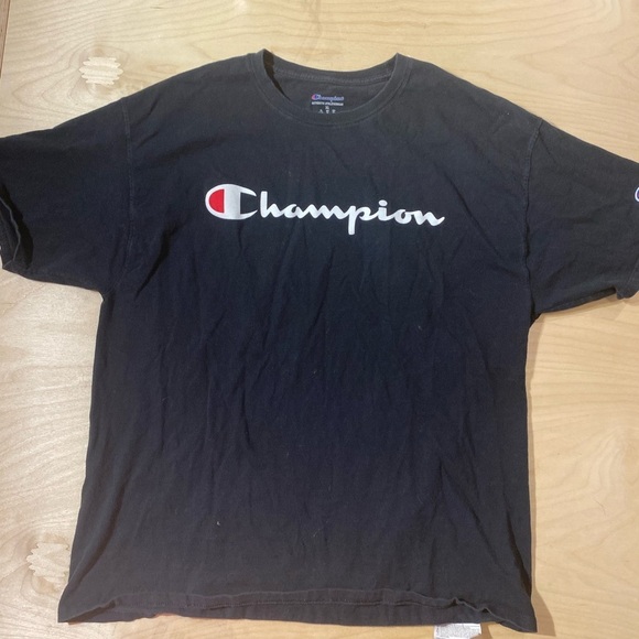 Champion Tee XL (JO) - Picture 3 of 10